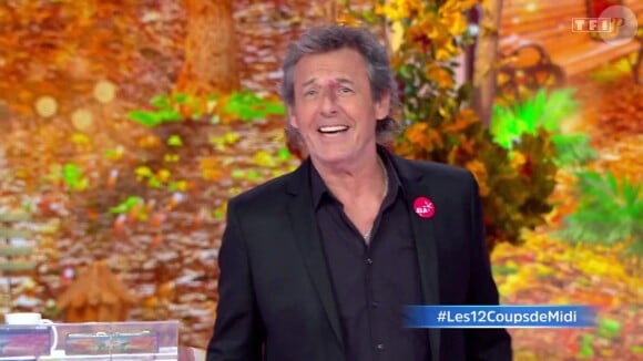 Jean-Luc Reichmann présente "Les 12 coups de midi" chaque jour avant le journal de 13 heures de TF1
Jean-Luc Reichmann sur le plateau des "12 coups de midi" le 15 octobre 2024.