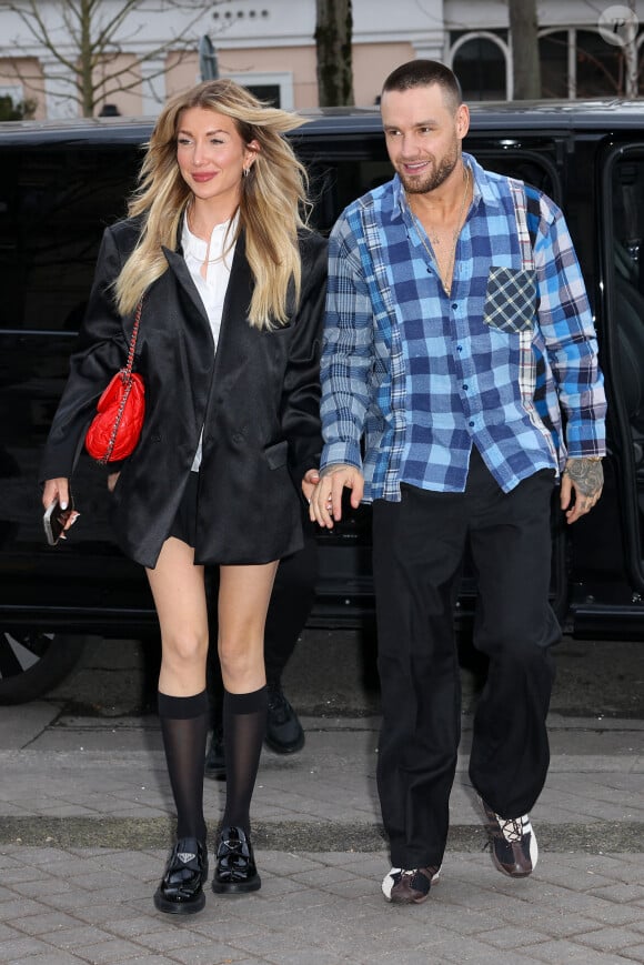 Liam Payne et sa compagne Kate Cassidy arrivent à l'hôtel La Réserve lors de la mode femme automne / hiver 2024-2025 lors de la Fashion Week de Paris (PFW), à Paris, France, le 1er mars 2024. 