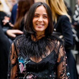 Heureuse nouvelle pour Agathe Auproux ! 
Agathe Auproux - Arrivées au défilé de mode Haute-Couture Elie Saab au Carreau du Temple lors de la Fashion Week Printemps-été de Paris, France. © Christophe Clovis/Bestimage