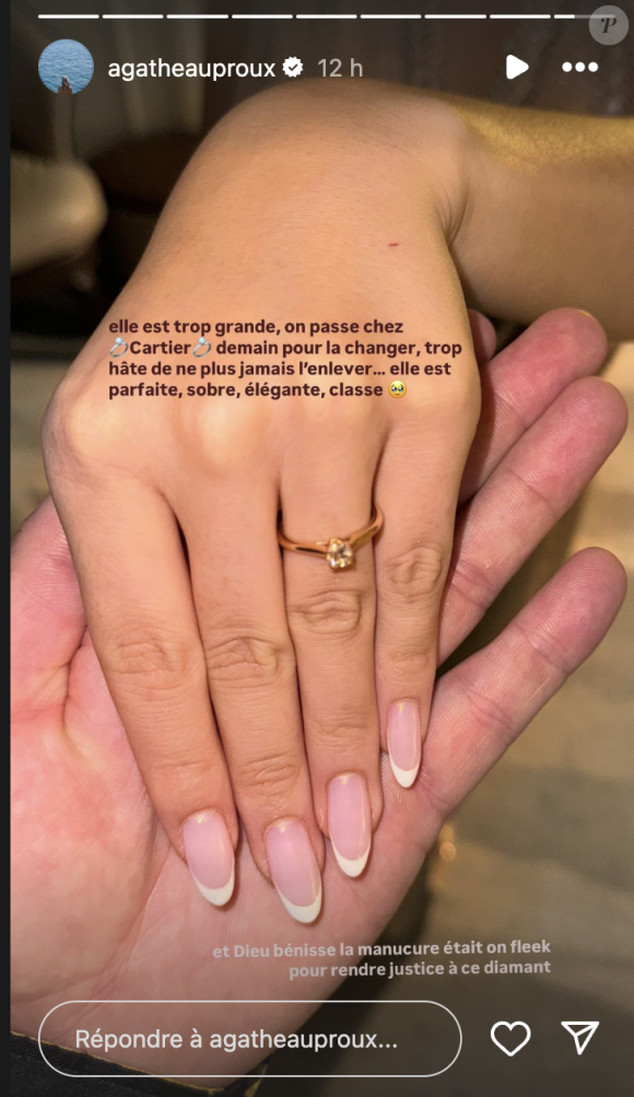 Le choix parfait pour Agathe Auproux, laquelle doit toutefois se montrer encore patiente avant de l'exhiber fièrement. "Elle est trop grande, on passe chez Cartier demain pour la changer. Trop hâte de ne plus jamais l'enlever... Elle est parfaite, sobre, élégante, classe..."
Agathe Auproux annonce être fiancée à son mystérieux compagnon ! Instagram