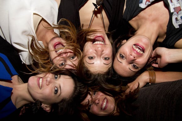 Une famille d'artistes
Charlotte Belhomme, Jenny Del Pino, Marie Coesens, Zoe Tellier, Dounia Coesens - 11eme edition du FestiValloire a Valloire, le 7 janvier 2014.