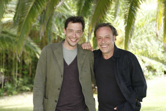 Son frère Antoine est danseur
Rendez-vous avec Antoine Coesens et son fils Antoine Junior lors du 7ème Festival du Film de Cap d'Agde. Le 21 juin 2010