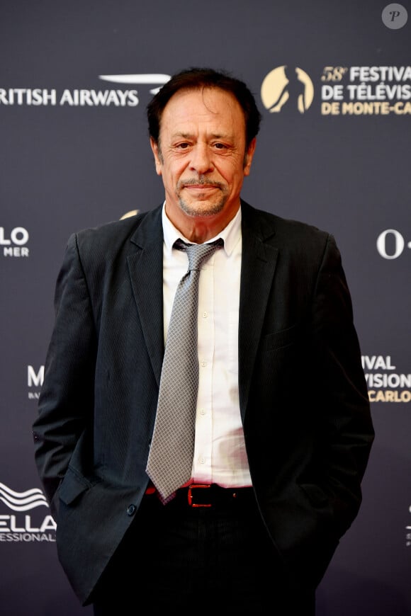 Antoine Coesens lors du photocall de la soirée d'ouverture du 58ème festival de Télévision de Monté-Carlo au Grimaldi Forum à Monaco le 15 juin 2018. © Bruno Bebert / Bestimage 