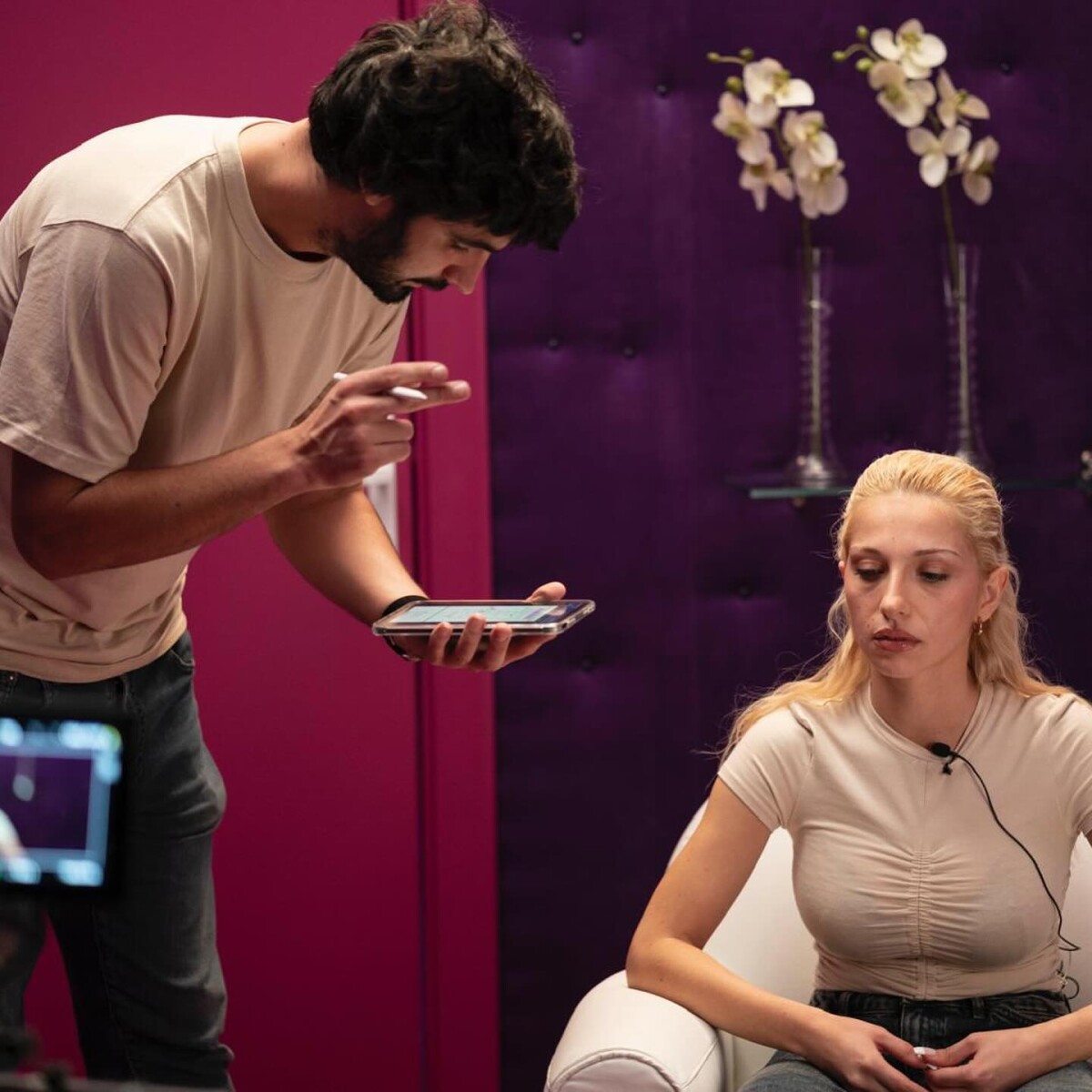Photo : Marie Colomb transformée pour incarner Loana dans la série ...