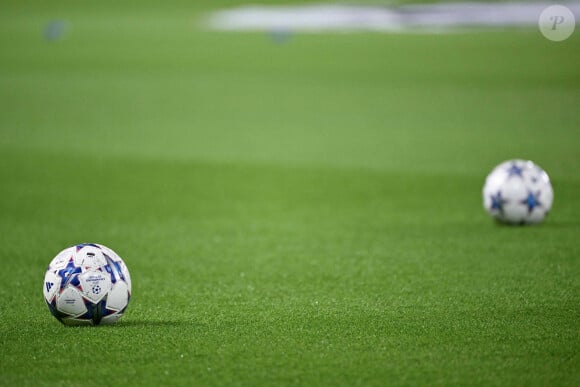 Maxime Fleury, un footballeur français, est marié à Julia depuis 2022
 
Match de ligue des champions entre le PSG et l'AC Milan (3-0) au Parc des Princes à Paris le 25 octobre 2023.