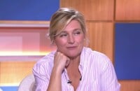 Anne-Elisabeth Lemoine surprend Mazarine Pingeot en évoquant la passion de son père, François Mitterrand, pour Michel Sardou dans l'émission C à vous sur France 5.