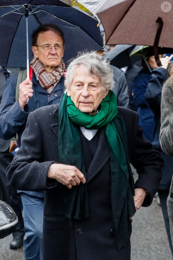 La plaignante demandait des dommages et intérêts, sans montant précis.
Roman Polanski - Sorties des obsèques de l'avocat Hervé Temime au cimetière du Montparnasse à Paris, France, le 14 avril 2023. © Clovis-Jacovides/Bestimage