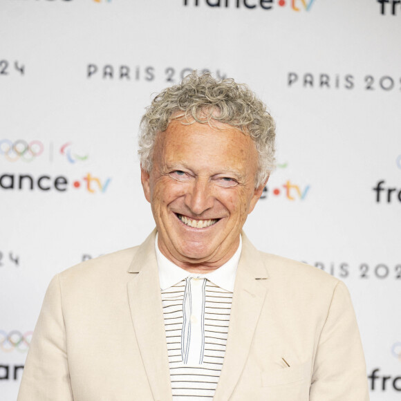 Nelson Monfort lors de la présentation des journalistes et chroniqueurs de France Télévisions pour les Jeux Olympiques 2024 au musée de l'Homme à Paris, le 11 juin 2024. © Pierre Perusseau / Bestimage