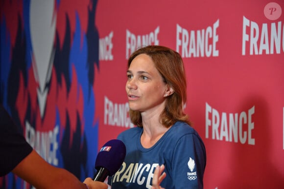 Nathalie Pechalat presidente du Club France - L'équipe de France de natation acclamée au club France lors des Jeux Olympiques de Paris2024 (JO) le 5 aout 2024.