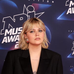 Louane Emera au photocall de la 25ème cérémonie des "NRJ Music Awards (NMA)" au palais des Festivals et des Congrès de Cannes, France, le 10 novembre 2023. © Dominique Jacovides/Bestimage 