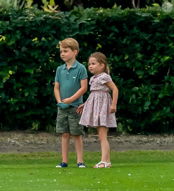 Le prince George de Cambridge et sa soeur la princesse Charlotte de Cambridge lors d'un match de polo de bienfaisance King Power Royal Charity Polo Day à Wokinghan, comté de Berkshire, Royaume Uni, le 10 juillet 2019. 