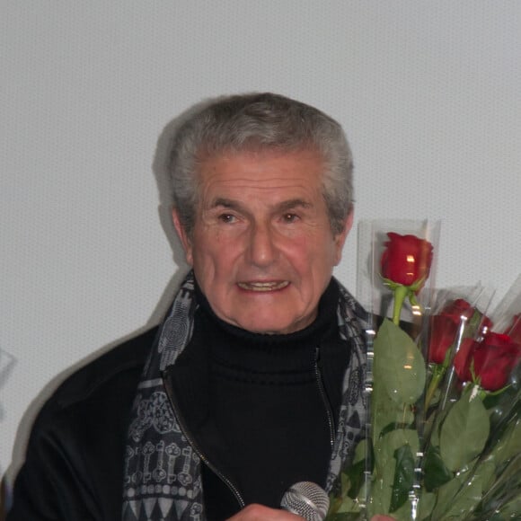 Puis, la propriété a été transformée en hôtel.Claude Lelouch - Avant première du film "Un + Une" de Claude Lelouch à l'UGC Normandie à Paris le 23 novembre 2015.