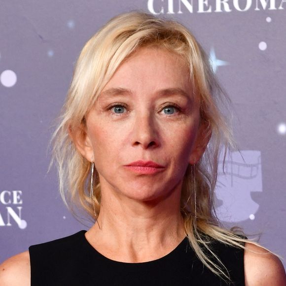 Il n'y a qu'un seul bien qu'elle conserve depuis des années 
Sylvie Testud, membre du jury - Personnalités au photocall de la 3ème soirée de la 5ème édition du festival CinéRoman au cinéma Pathé Gare du Sud à Nice. Le 4 octobre 2023 © Bruno Bebert / Bestimage 