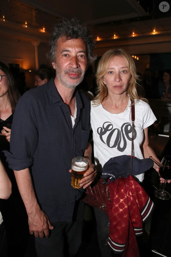 Exclusif - Éric Elmosnino et Sylvie Testud - " Une soirée en Absurdie ", organisée par Stéphane de Groodt au profit de l'association AMC France-Ukraine au Théâtre de l'Oeuvre à Paris le 10 Mai 2022. © Bertrand Rindoff / Bestimage 