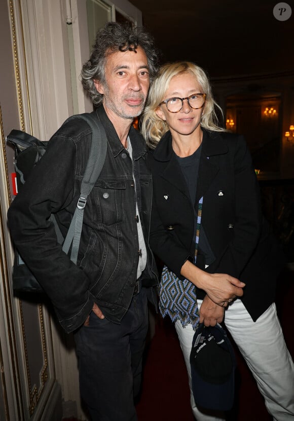 Éric Elmosnino et Sylvie Testud - Générale de la pièce "Un léger doute" au théâtre de la Renaissance à Paris le 29 septembre 2023. © Coadic Guirec / Bestimage 