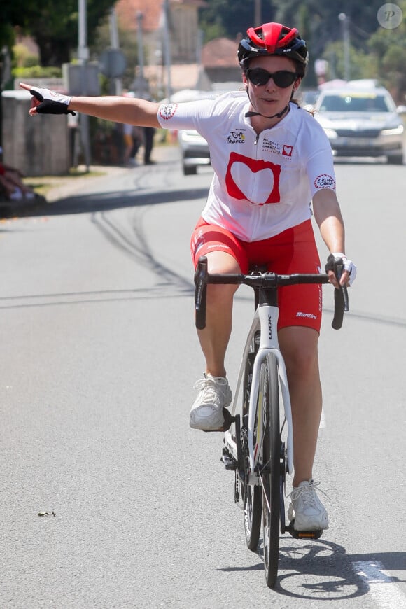 Exclusif - Dounia Coesens - 20ème édition de "l'étape du coeur" de l'association "Mécénat Chirurgie Cardiaque" (MCC) lors du tour de France 2023 à Bordeaux, France, le 07 juillet 2023 © Christophe Clovis / Bestimage 