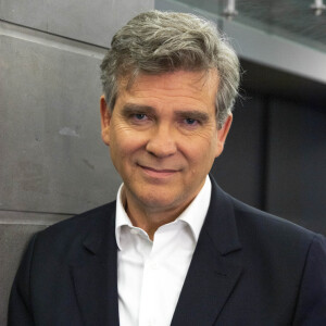 Joyeux anniversaire Arnaud Montebourg !
Exclusif - Arnaud Montebourg sur le plateau de l'émission "Face aux territoires" présentée par Cyril Viguier dans les studios de TV5 Monde à Paris, France © Pierre Perusseau/Bestimage 