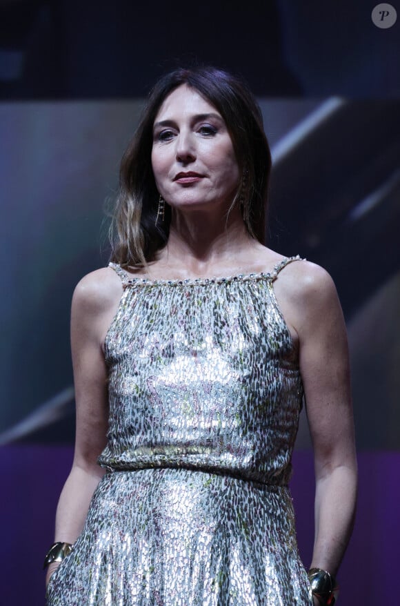 Elsa Zylberstein - Cérémonie de clôture de la 50ème édition du Festival du Cinéma américain à Deauville. Le 14 septembre 2024 © Denis Guignebourg / Bestimage 