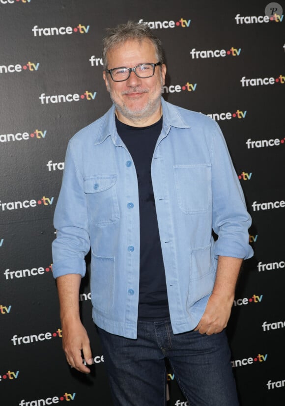 Vous donne son conseil d'expert 
Philippe Gougler au photocall de la conférence de presse de rentrée de France Télévisions à Paris, France, le 4 septembre 2024. © Coadic Guirec/Bestimage 