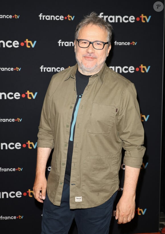 Philippe Gougler au photocall pour la conférence de presse de rentrée de France TV à la Grande Halle de la Villette à Paris, France, le 11 juillet 2023. © Coadic Guirec/Bestimage 