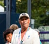 Le chanteur est devenu papa pour la sixième fois à 64 ans
 
Yannick Noah et sa compagne Malika quittent les épreuves de gymnastique lors des Jeux Olympiques de Paris2024 (JO) le 4 aout 2024.