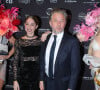 Que ce soit celui de France 
Nicolas Briançon et sa femme Karine Orts-Briançon au photocall de la 11ème cérémonie des Globes de Cristal au Lido à Paris le 30 janvier 2017. © CVS / Bestimage 