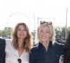 Même si elle a de bons rapports avec eux, Ingrid a choisi de ne pas inviter les autres acteurs de Demain nous appartient à son mariage...
Manel El Hajaoui, Ingrid Chauvin, Luce Mouchel et Nelly Lawson assistent au photocall Demain nous appartient lors du 26e Festival de la fiction de La Rochelle, le 15 septembre 2024 à La Rochelle, France.