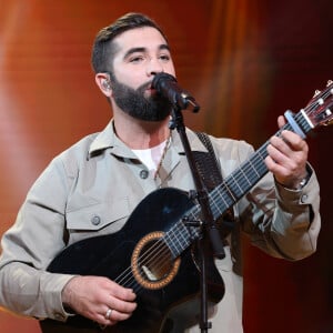 Kendji Girac - Les personnalités se mobilisent lors de la 37ème édition du Téléthon sur le plateau de France 2, avec pour parrain Vianney. Cette année, 80,6 millions de dons ont été promis. Le 9 décembre 2023. © Coadic Guirec / Bestimage