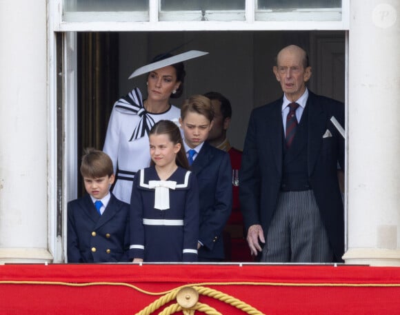 Catherine (Kate) Middleton, princesse de Galles, le prince George de Galles, le prince Louis de Galles, la princesse Charlotte de Galles - Les membres de la famille royale britannique au balcon du Palais de Buckingham lors de la parade militaire "Trooping the Colour" à Londres, Royaume Uni, le 15 juin 2024.