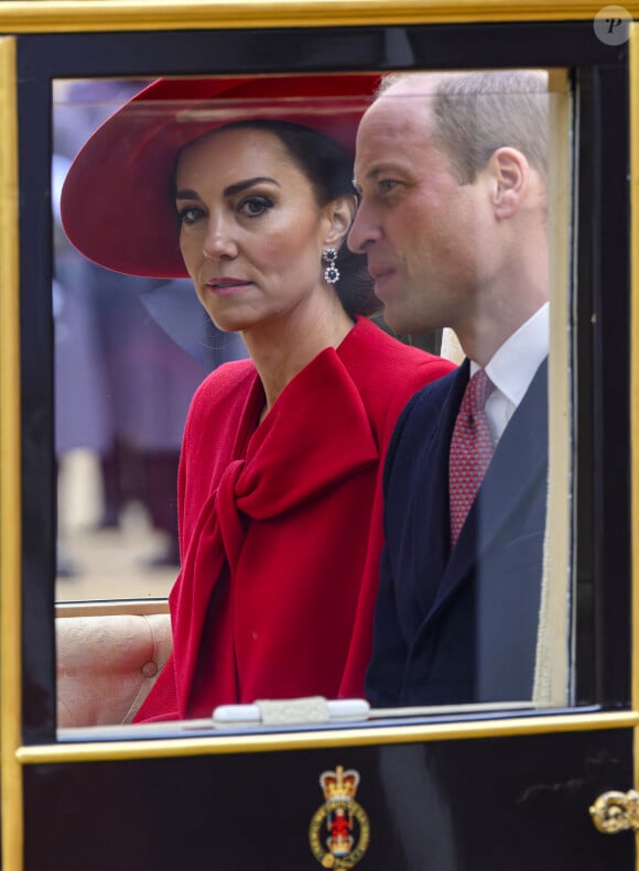 Le prince William, prince de Galles, et Catherine (Kate) Middleton, princesse de Galles - Cérémonie de bienvenue du président de la Corée du Sud et de sa femme à Horse Guards Parade à Londres, le 21 novembre 2023. 