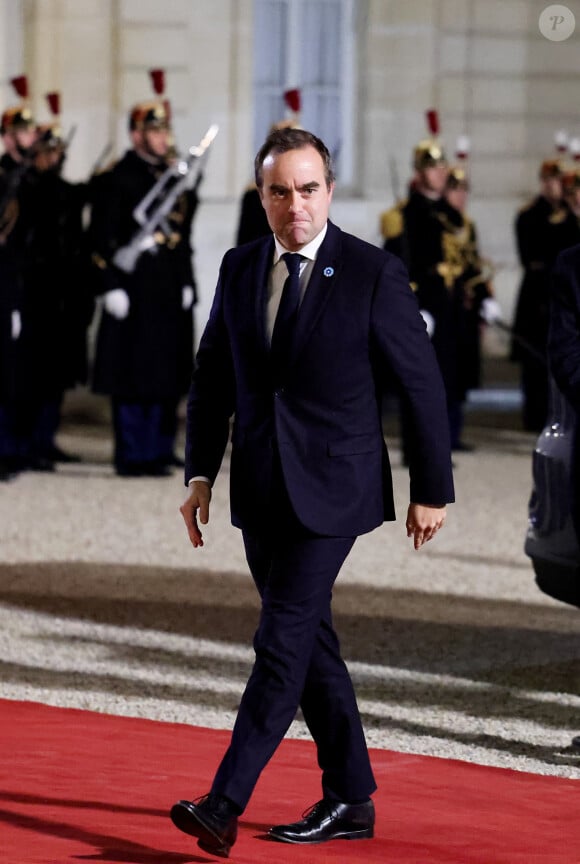 Sébastien Lecornu, ministre des armées lors de l'accueil par le couple présidentiel français du président du Kazakhstan au palais de l'Elysée à Paris pour un dîner d'état le 5 novembre 2024. © Dominique Jacovides / Bestimage