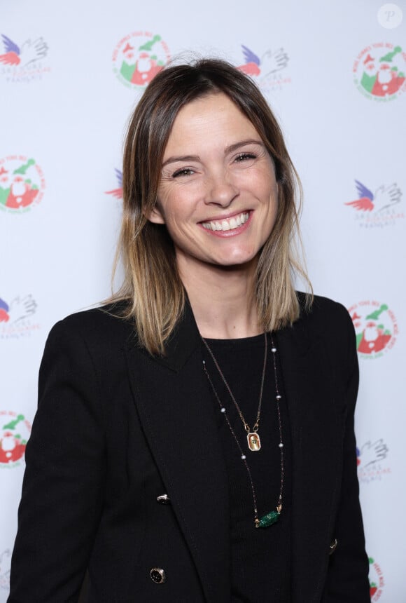 Isabelle Ithurburu - Soirée du Secours Populaire au musée des arts Forains à Paris le 4 décembre 2023. © Denis Guignebourg/Bestimage