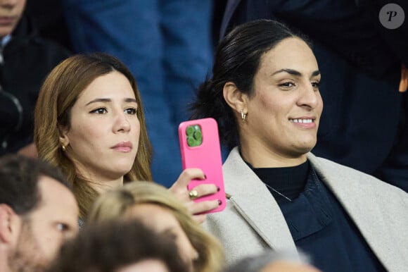 La boxeuse algérienne, Imane Khelif - Célébrités assistent au match de Ligue des champions entre le PSG et l'Atlético de Madrid au Parc des Princes à Paris le 6 novembre 2024. © Cyril Moreau/Bestimage