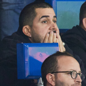 Artus était totalement dépité d'assister à la nouvelle contre-performance des joueurs de la capitale

Artus - Célébrités assistent au match de Ligue des champions entre le PSG et l'Atlético de Madrid au Parc des Princes à Paris le 6 novembre 2024. © Cyril Moreau/Bestimage