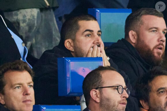 Artus - Célébrités assistent au match de Ligue des champions entre le PSG et l'Atlético de Madrid au Parc des Princes à Paris le 6 novembre 2024. © Cyril Moreau/Bestimage