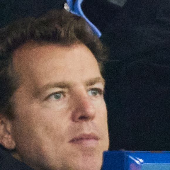 Artus - Célébrités assistent au match de Ligue des champions entre le PSG et l'Atlético de Madrid au Parc des Princes à Paris le 6 novembre 2024. © Cyril Moreau/Bestimage