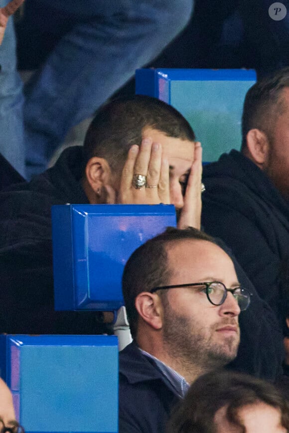 Artus - Célébrités assistent au match de Ligue des champions entre le PSG et l'Atlético de Madrid au Parc des Princes à Paris le 6 novembre 2024. © Cyril Moreau/Bestimage