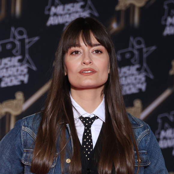 Clara Luciani - Photocall de la 26ème édition des NRJ Music Awards au palais des festivals de Cannes, France, le 1er novembre 2024. © Guignebourg-Bebert/Bestimage 