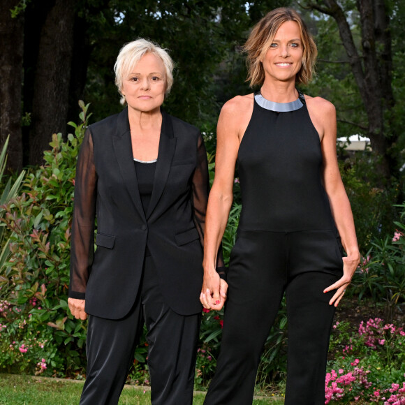 Muriel Robin, 17 ans d'écart avec sa femme Anne Le Nen
Muriel Robin et sa femme Anne Le Nen - 10ème édition du Gala de Charité de Patrick Mouratoglou à l'Académie Mouratoglou à Biot Sophia Antipolis. © Bruno Bebert/Bestimage 