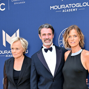 Muriel Robin et sa femme Anne Le Nen, Patrick Mouratoglou - 10ème édition du Gala de Charité de Patrick Mouratoglou à l'Académie Mouratoglou à Biot Sophia Antipolis, le 23 juin 2024.  © Bruno Bebert/Bestimage 