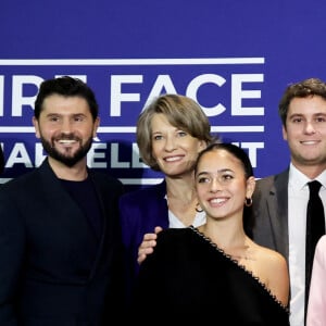 Des personnalités engagées, à l'instar de Christophe Beaugrand, star du groupe TF1, qui a aussi réalisé un discours. Marc-Olivier Fogiel et Patrick Bruel 
Ophélie Meunier, Agathe Auproux, Christophe Beaugrand, Anne Genetet, Miel Abitbol, Zoé Clauzure - G.Attal lance sa fondation "Faire Face", contre le harcèlement scolaire, au Philanthro-Lab à Paris, le 6 novembre 2024. A cette occasion, l'ancien Premier ministre était entouré d'Ophélie Meunier, Béatrice Le Blay, dont le fils Nicolas s'est suicidé en septembre 2023, Elian Potier, ancienne victime, la ministre de l'Éducation Anne Genetet. © Dominique Jacovides / Bestimage