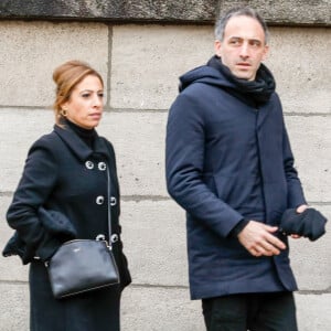 Léa Salamé et son compagnon Raphaël Glucksmann - Obsèques de Sébastien Demorand à la Coupole du crématorium du cimetière du Père-Lachaise à Paris, France, le 31 janvier 2020. 