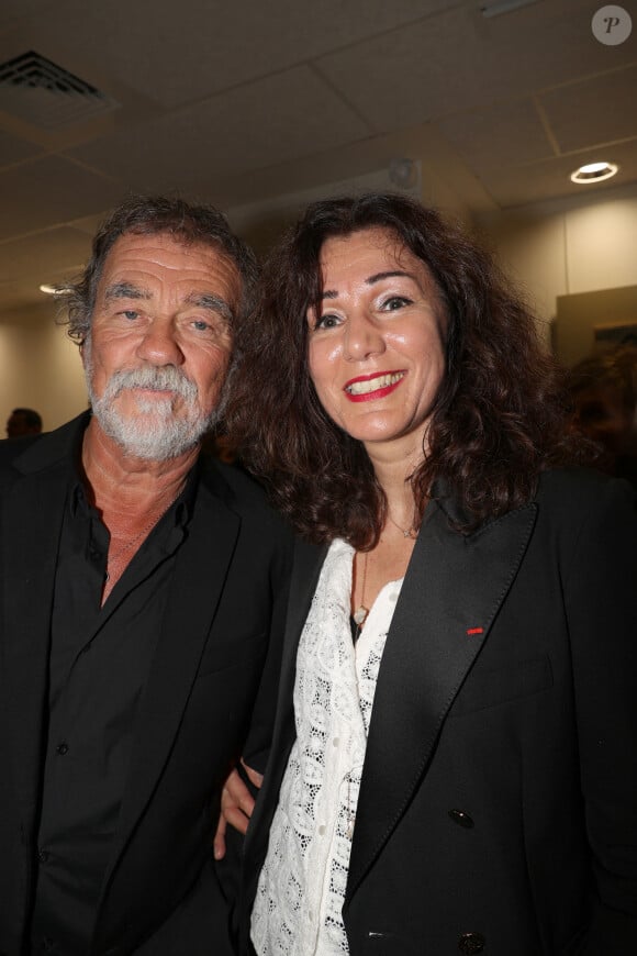 Exclusif - Catherine Pérez, DRH à la direction PJ et Olivier Marchal lors de la remise du prix du Quai des Orfèvres au 36 à Paris, siège de la police judiciaire le 5 novembre 2024. © Didier Sabardin / Bestimage 