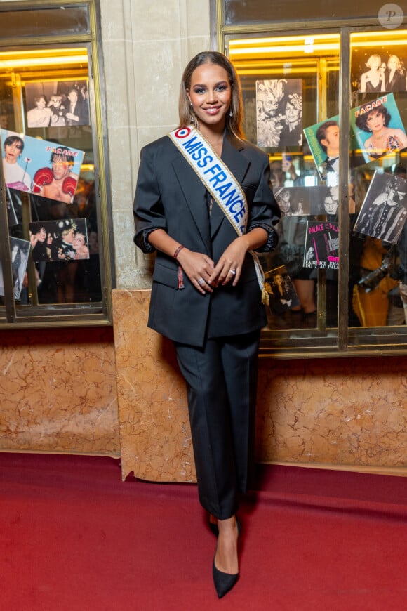 Par exemple, la chirurgie esthétique est acceptée à Miss Univers.
Indira Ampiot - Photocall du défilé Etam Live Show 2023 au Palace à Paris le 26 septembre 2023. © Tiziano Da Silva / Bestimage