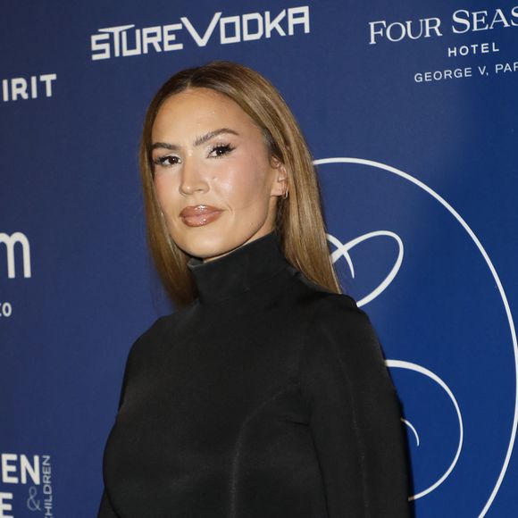 Vitaa au photocall de la 12ème édition de la soirée Global Gift Gala à l'hôtel Four Seasons George V à Paris le 5 octobre 2024. © Marc-Ausset Lacroix / Bestimage 