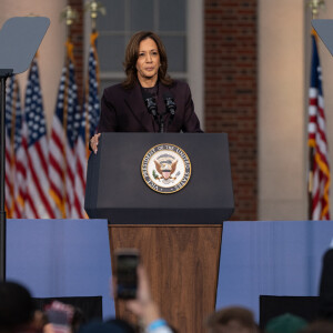 Kamala Harris prononce un discours à l'université Howard après la victoire de Donald Trump à l'élection présidentielle le 6 novembre 2024. © Timothy Wolfer/ZUMA Press Wire / Bestimage