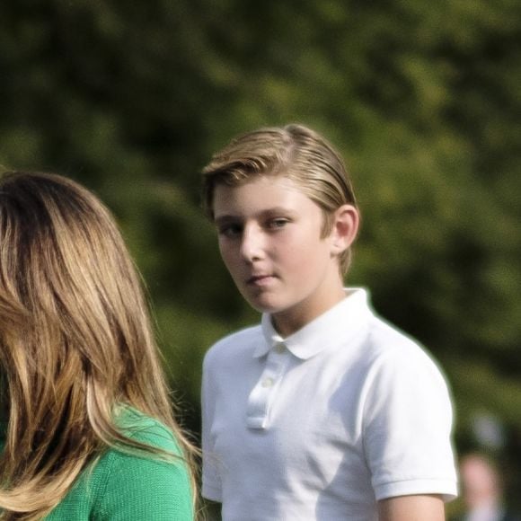 Le président Donald Trump, sa femme la Première Dame Melania Trump et leur fils Barron rentre à la Maison Blanche à Washington, The District, Etats-Unis, le 19 août 2018, après un week-end à Bedminster dans le New Jersey. 