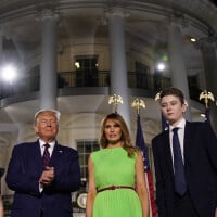 Donald Trump : Son fils Barron, mesurant 2,06 mètres, installé dans un penthouse de 2800 mètres carrés et très surveillé par sa mère