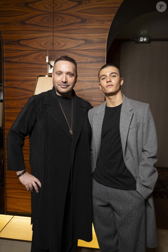 Exclusif - Emmanuel Sauvage (Cofondateur et Directeur général du groupe Evok Hotels Collection), Malik Frikah, Prix du Jeune Talent (habillé en Dior) - Première édition de la remise du prix cinéma "EVOK Collection x BRACH" présidé par Pierre Niney à l'hôtel Brach à Paris le 14 novembre 2024. © Pierre Perusseau-Rachid Bellak/Bestimage 