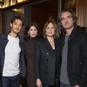 9 millions d'entrées pour le Comte de Monte-Cristo !
Exclusif - Thomas Lavelle, Pierre Niney, Leslie Medina, Ana Girardot (habillée en Celine) et Dimitri Rassam - Première édition de la remise du prix cinéma "EVOK Collection x BRACH" présidé par Pierre Niney à l'hôtel Brach à Paris. © Pierre Perusseau-Rachid Bellak/Bestimage